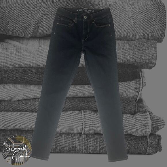 American Eagle Outfitters Denim - American Eagle Outfitters Dark Wash Super Stretch Jeans - Size 4